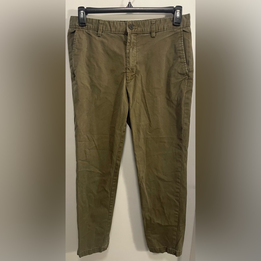 Banana Republic Green athletic Fit Chinos